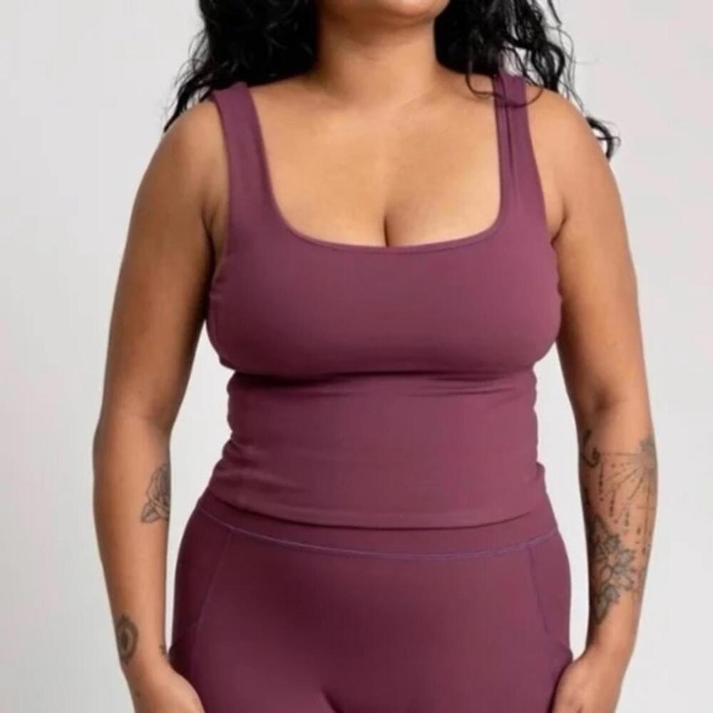 NWT Plum Adventure Tank